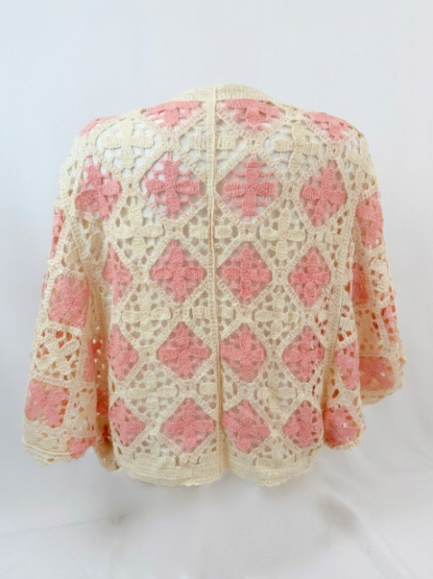 Gilet en Crochet à Motifs Géométriques